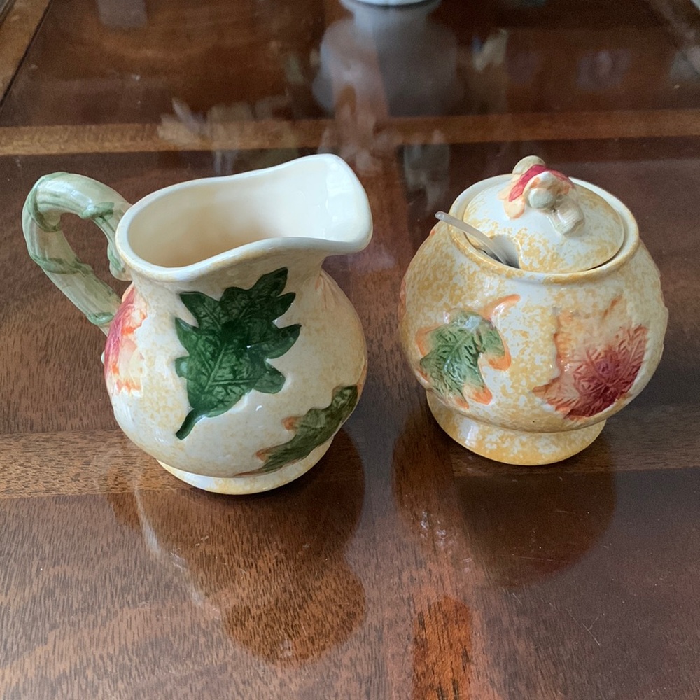 Oxford Elite Maple Leaf Creamer Pitcher & Sugar Bowl Fall Autumn Thanksgiving